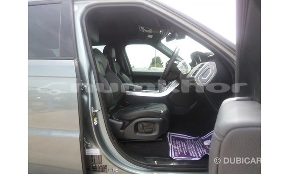Buy Import Land Rover Range Rover Green Car in Import - Dubai in Bumthang Buy Import Land Rover Range Rover Green Car in Import - Dubai in Bumthang