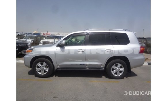 Buy Import Toyota Land Cruiser Other Car in Import - Dubai in Bumthang Buy Import Toyota Land Cruiser Other Car in Import - Dubai in Bumthang