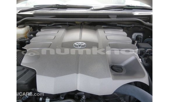 Buy Import Toyota Land Cruiser Other Car in Import - Dubai in Bumthang Buy Import Toyota Land Cruiser Other Car in Import - Dubai in Bumthang