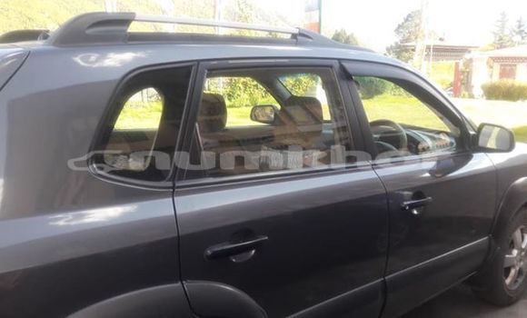 Buy Used Hyundai Tucson Other Car in Thimphu in Timphu Buy Used Hyundai Tucson Other Car in Thimphu in Timphu