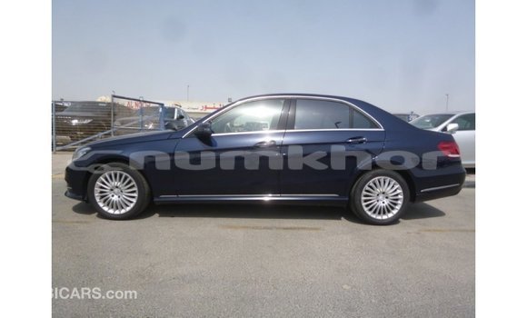 Buy Import Mercedes-Benz 200 Blue Car in Import - Dubai in Bumthang Buy Import Mercedes-Benz 200 Blue Car in Import - Dubai in Bumthang