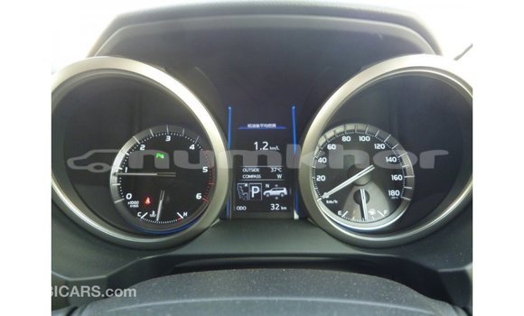 Buy Import Toyota Prado White Car in Import - Dubai in Bumthang Buy Import Toyota Prado White Car in Import - Dubai in Bumthang