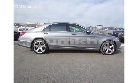 Buy Import Mercedes-Benz 190 Other Car in Import - Dubai in Bumthang Buy Import Mercedes-Benz 190 Other Car in Import - Dubai in Bumthang