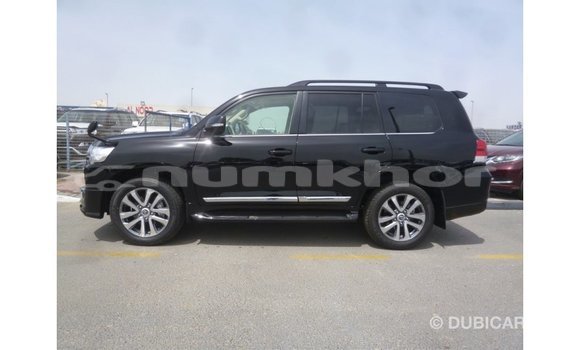 Buy Import Toyota Land Cruiser Black Car in Import - Dubai in Bumthang Buy Import Toyota Land Cruiser Black Car in Import - Dubai in Bumthang