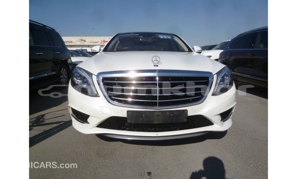 Buy Import Mercedes-Benz 190 White Car in Import - Dubai in Bumthang Buy Import Mercedes-Benz 190 White Car in Import - Dubai in Bumthang