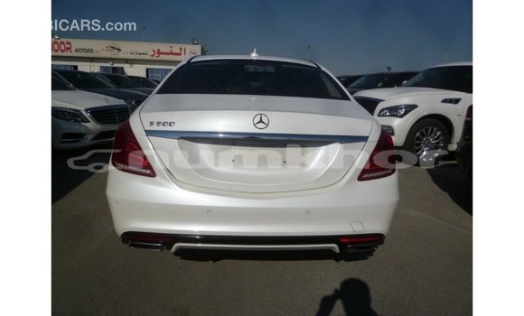 Buy Import Mercedes-Benz 190 White Car in Import - Dubai in Bumthang Buy Import Mercedes-Benz 190 White Car in Import - Dubai in Bumthang