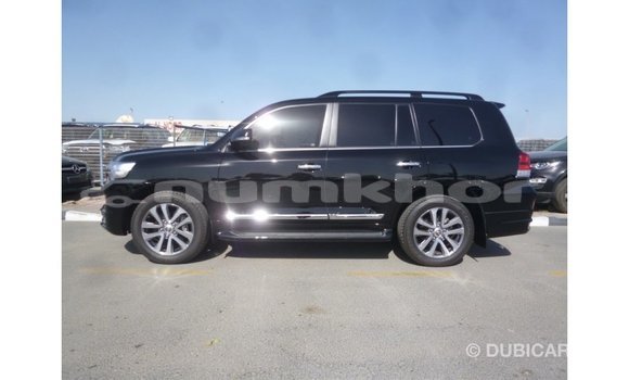 Buy Import Toyota Land Cruiser Black Car in Import - Dubai in Bumthang Buy Import Toyota Land Cruiser Black Car in Import - Dubai in Bumthang
