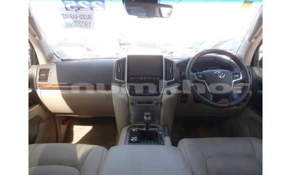 Buy Import Toyota Land Cruiser Black Car in Import - Dubai in Bumthang Buy Import Toyota Land Cruiser Black Car in Import - Dubai in Bumthang
