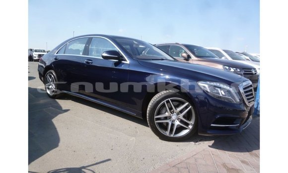 Buy Import Mercedes-Benz 190 Blue Car in Import - Dubai in Bumthang