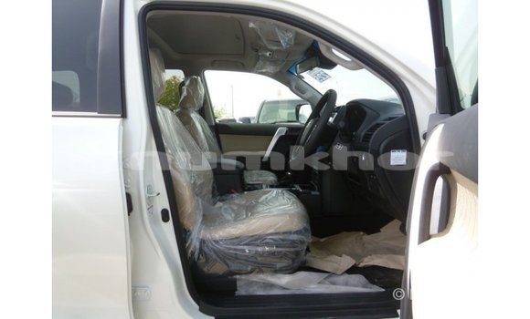 Buy Import Toyota Prado White Car in Import - Dubai in Bumthang Buy Import Toyota Prado White Car in Import - Dubai in Bumthang