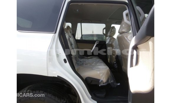 Buy Import Toyota Prado White Car in Import - Dubai in Bumthang Buy Import Toyota Prado White Car in Import - Dubai in Bumthang