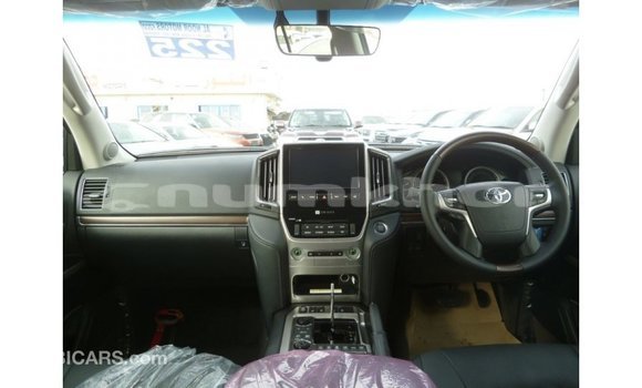 Buy Import Toyota Land Cruiser Black Car in Import - Dubai in Bumthang Buy Import Toyota Land Cruiser Black Car in Import - Dubai in Bumthang