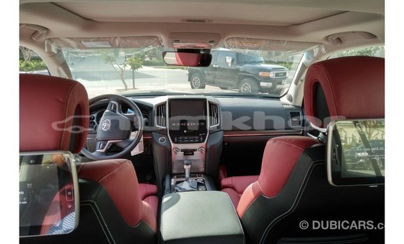 Buy Import Toyota Land Cruiser Black Car in Import - Dubai in Bumthang Buy Import Toyota Land Cruiser Black Car in Import - Dubai in Bumthang