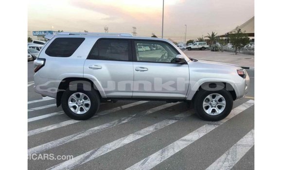 Buy Import Toyota 4Runner Other Car in Import - Dubai in Bumthang Buy Import Toyota 4Runner Other Car in Import - Dubai in Bumthang