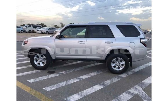 Buy Import Toyota 4Runner Other Car in Import - Dubai in Bumthang Buy Import Toyota 4Runner Other Car in Import - Dubai in Bumthang
