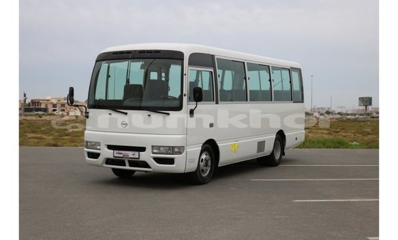 Buy Import Nissan Evalia White Truck in Import - Dubai in Bumthang