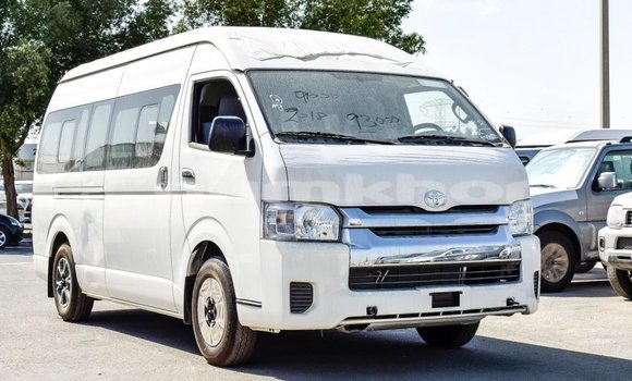 Buy Import Toyota Hiace White Car in Import - Dubai in Bumthang Buy Import Toyota Hiace White Car in Import - Dubai in Bumthang