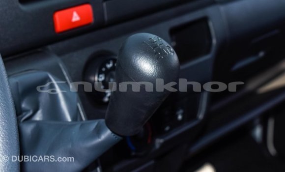 Buy Import Toyota Hiace White Car in Import - Dubai in Bumthang Buy Import Toyota Hiace White Car in Import - Dubai in Bumthang