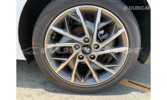 Buy Import Hyundai Elantra White Car in Import - Dubai in Bumthang Buy Import Hyundai Elantra White Car in Import - Dubai in Bumthang