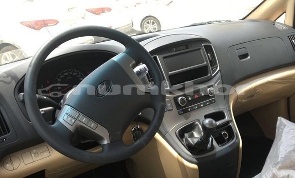 Buy Import Hyundai Accent White Car in Import - Dubai in Bumthang Buy Import Hyundai Accent White Car in Import - Dubai in Bumthang