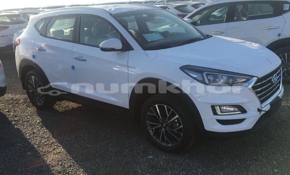 Buy Import Hyundai Tucson White Car in Import - Dubai in Bumthang Buy Import Hyundai Tucson White Car in Import - Dubai in Bumthang