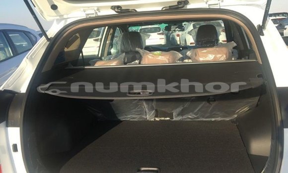 Buy Import Hyundai Tucson White Car in Import - Dubai in Bumthang Buy Import Hyundai Tucson White Car in Import - Dubai in Bumthang