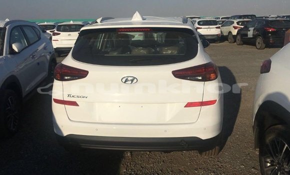 Buy Import Hyundai Tucson White Car in Import - Dubai in Bumthang Buy Import Hyundai Tucson White Car in Import - Dubai in Bumthang