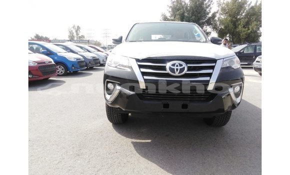 Buy Import Toyota Fortuner Black Car in Import - Dubai in Bumthang Buy Import Toyota Fortuner Black Car in Import - Dubai in Bumthang