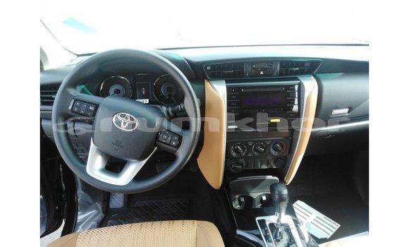 Buy Import Toyota Fortuner Black Car in Import - Dubai in Bumthang Buy Import Toyota Fortuner Black Car in Import - Dubai in Bumthang