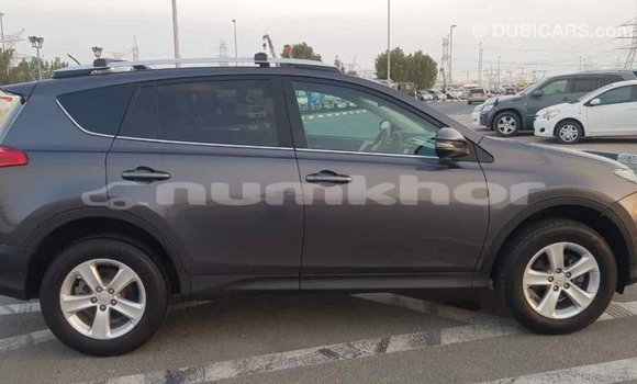 Buy Import Toyota Highlander Other Car in Import - Dubai in Bumthang Buy Import Toyota Highlander Other Car in Import - Dubai in Bumthang