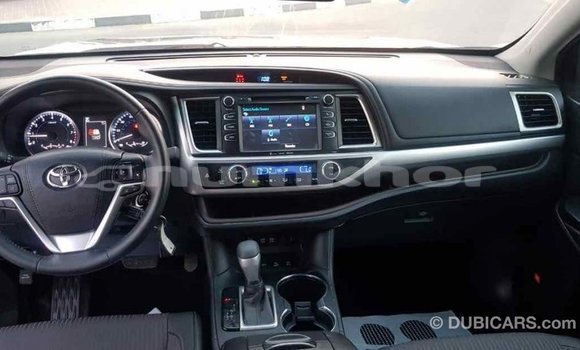 Buy Import Toyota Highlander Other Car in Import - Dubai in Bumthang Buy Import Toyota Highlander Other Car in Import - Dubai in Bumthang