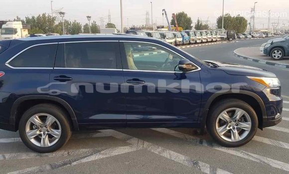 Buy Import Toyota Highlander Blue Car in Import - Dubai in Bumthang Buy Import Toyota Highlander Blue Car in Import - Dubai in Bumthang