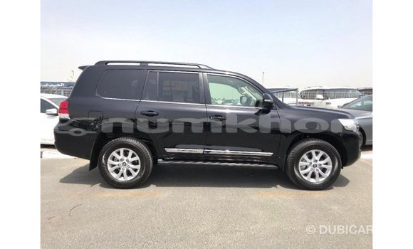 Buy Import Toyota Land Cruiser Black Car in Import - Dubai in Bumthang Buy Import Toyota Land Cruiser Black Car in Import - Dubai in Bumthang