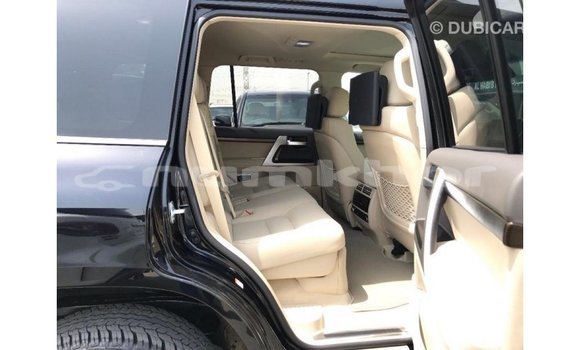 Buy Import Toyota Land Cruiser Black Car in Import - Dubai in Bumthang Buy Import Toyota Land Cruiser Black Car in Import - Dubai in Bumthang