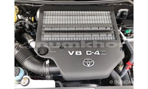 Buy Import Toyota Land Cruiser Black Car in Import - Dubai in Bumthang Buy Import Toyota Land Cruiser Black Car in Import - Dubai in Bumthang
