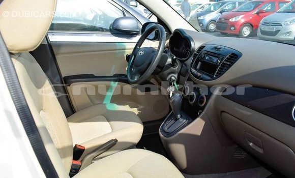Buy Import Hyundai i10 Beige Car in Import - Dubai in Bumthang Buy Import Hyundai i10 Beige Car in Import - Dubai in Bumthang