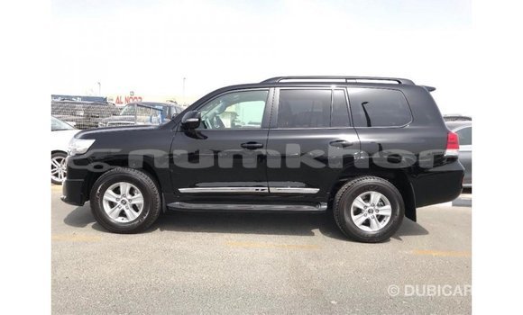 Buy Import Toyota Land Cruiser Black Car in Import - Dubai in Bumthang Buy Import Toyota Land Cruiser Black Car in Import - Dubai in Bumthang