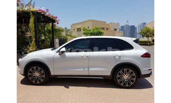 Buy Import Porsche Cayenne White Car in Import - Dubai in Bumthang Buy Import Porsche Cayenne White Car in Import - Dubai in Bumthang