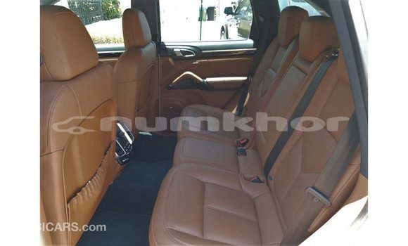 Buy Import Porsche Cayenne White Car in Import - Dubai in Bumthang Buy Import Porsche Cayenne White Car in Import - Dubai in Bumthang