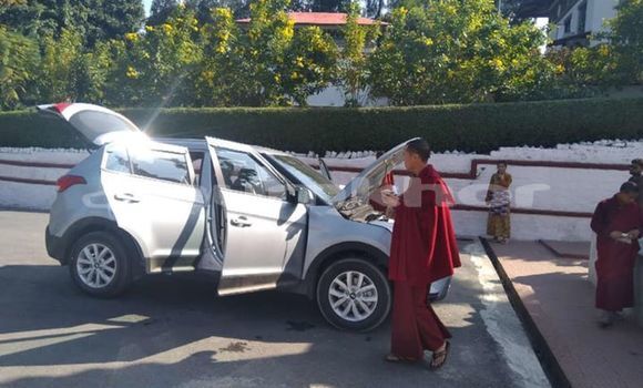 Buy Used Hyundai Creta Silver Car in Thimphu in Timphu Buy Used Hyundai Creta Silver Car in Thimphu in Timphu