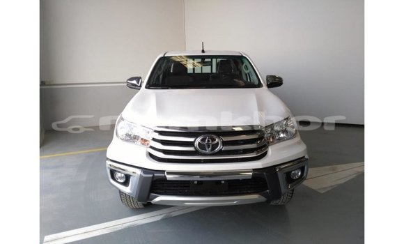 Buy Import Toyota Hilux White Car in Import - Dubai in Bumthang Buy Import Toyota Hilux White Car in Import - Dubai in Bumthang
