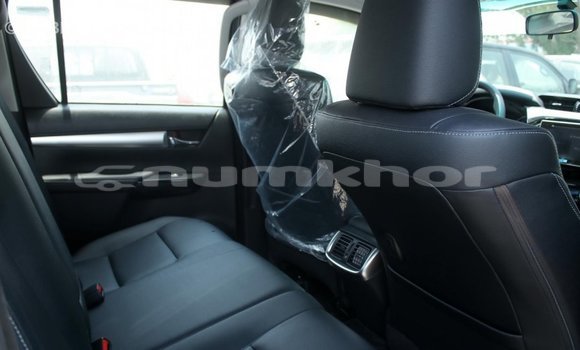Buy Import Toyota Hilux Black Car in Import - Dubai in Bumthang Buy Import Toyota Hilux Black Car in Import - Dubai in Bumthang